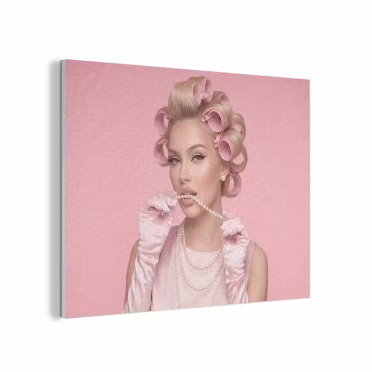 Vrouw - Roze - Parelketting - Krulspelden PET vilt klein -3d