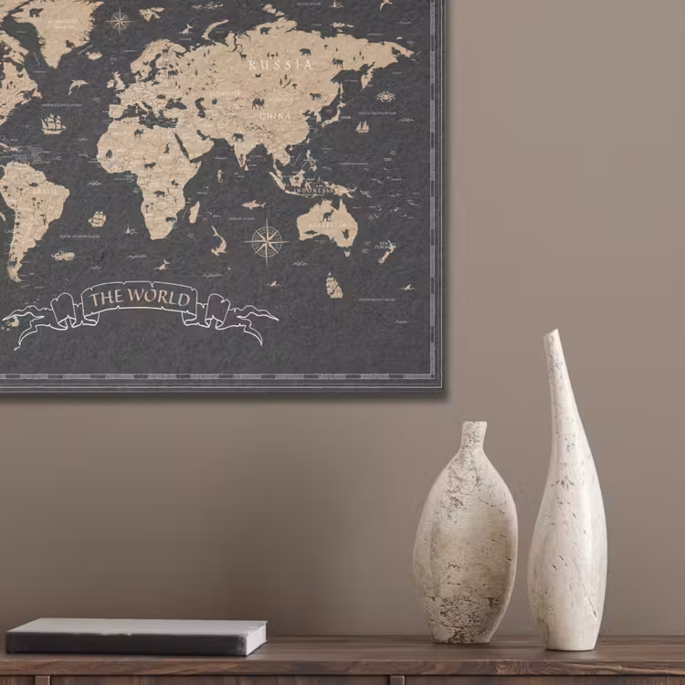 Wereldkaart - Beige - Zwart PET vilt klein -sfeer6_closeup