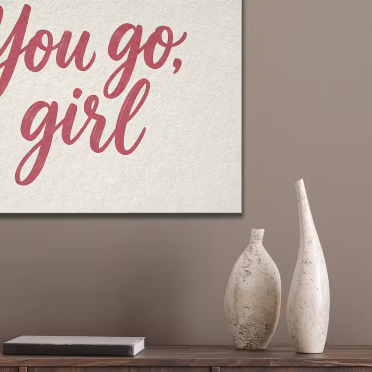 you go girl - Rood - Wit PET vilt klein -sfeer6_closeup