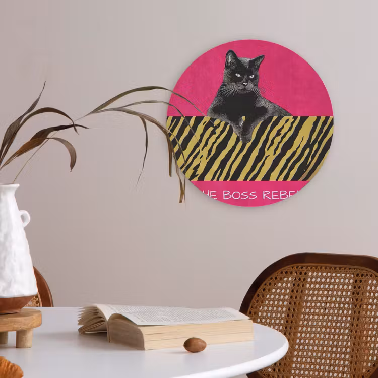 Kat - Baas - Roze - Tijgerprint Akoestische PET Vilt - Rond klein -sfeer3