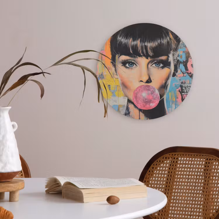 Kauwgom - Vrouw - Penseelstreken - Modern Akoestische PET Vilt - Rond klein -sfeer3