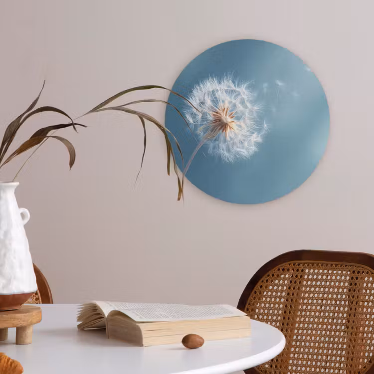 Paardenbloem - Wind - Blauw Akoestische PET Vilt - Rond klein -sfeer3