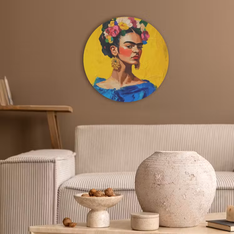 Frida Kahlo - Vrouw - Geel - Blauw - Bloemen Akoestische PET Vilt - Rond klein -sfeer1
