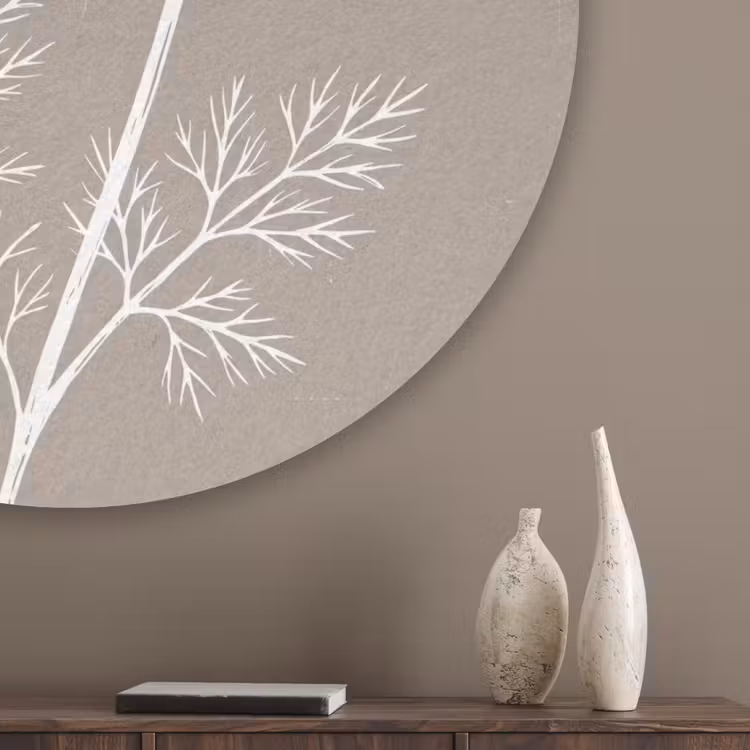 Grafisch - Fluitenkruid - Taupe Akoestische PET Vilt - Rond klein -sfeer5_closeup