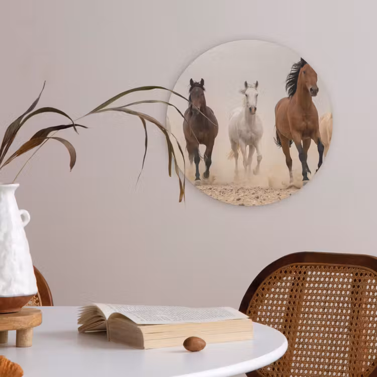 Kudde paarden - Stofwolk - Bruin - Zwart Akoestische PET Vilt - Rond klein -sfeer3