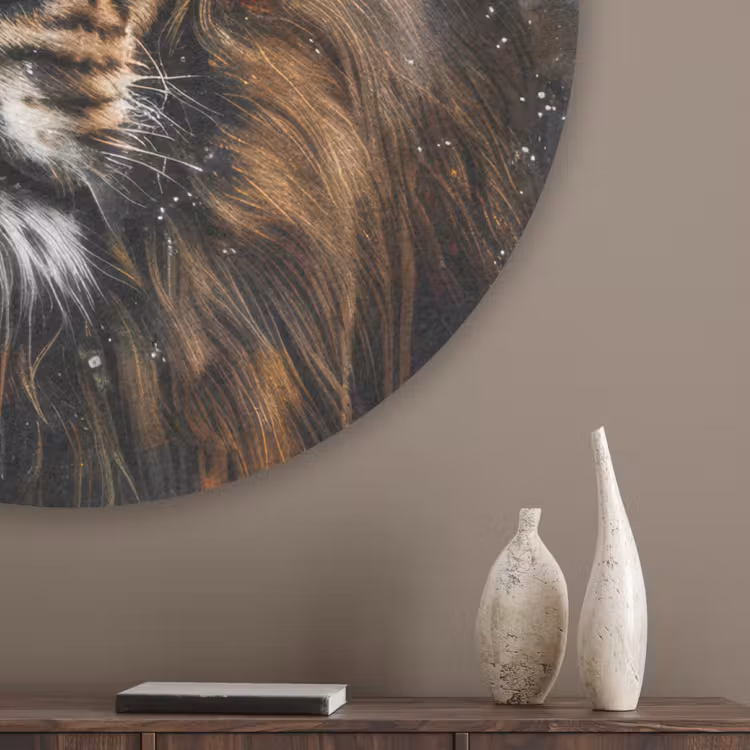Leeuw - Dieren - Portret - Zwart - Luxe Akoestische PET Vilt - Rond klein -sfeer5_closeup