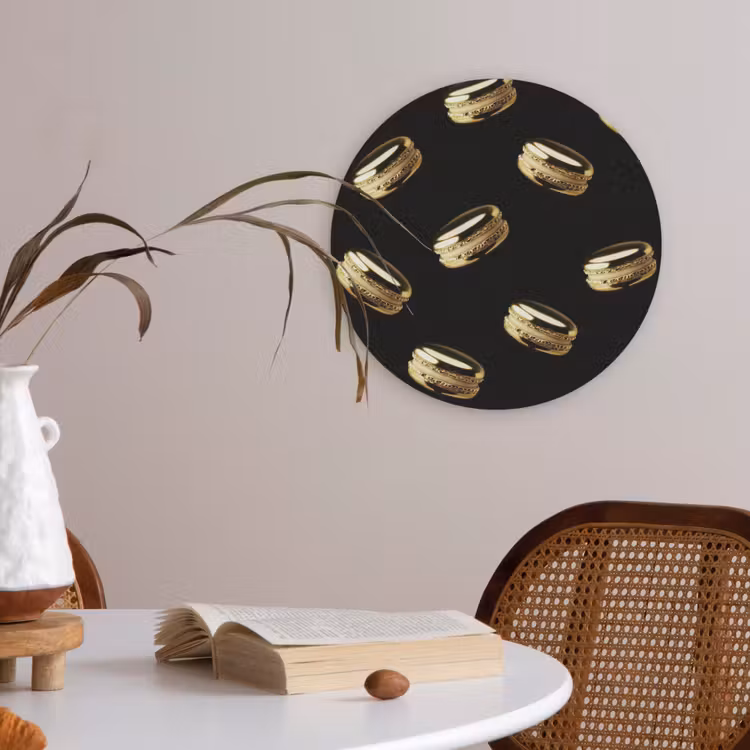Macarons - Patroon - Goud - Zwart Akoestische PET Vilt - Rond klein -sfeer3