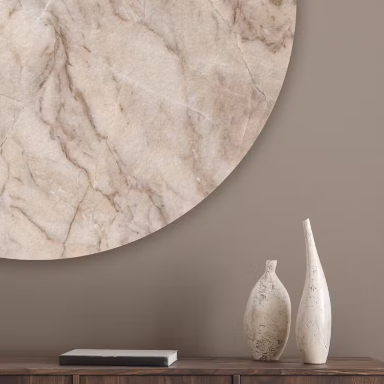Marmer - Aderen - Textuur - Beige - Modern Akoestische PET Vilt - Rond klein -sfeer5_closeup