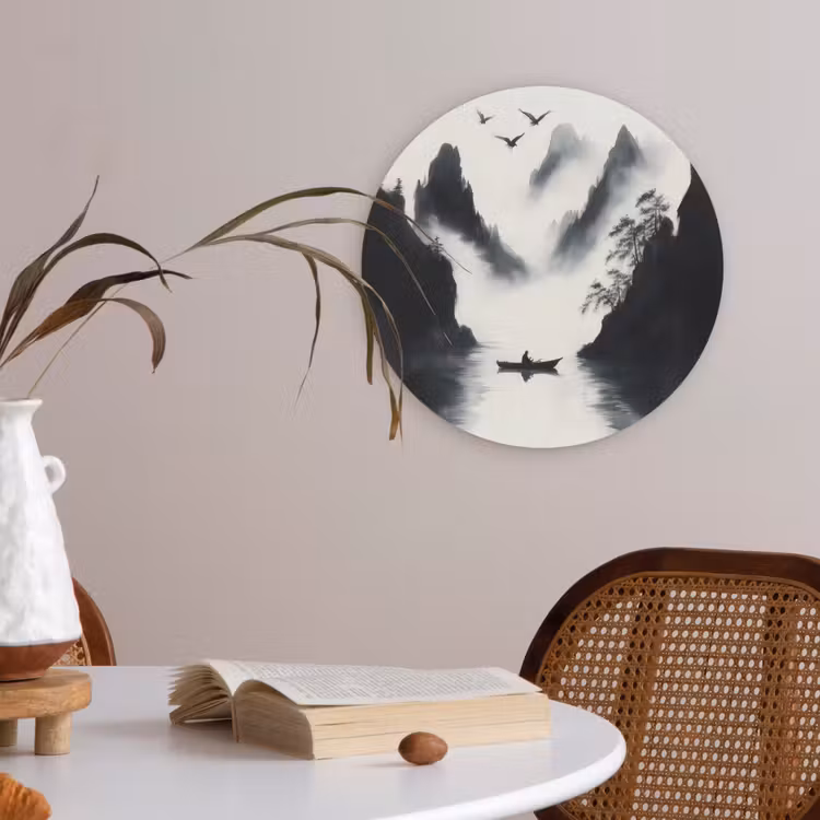 Roeiboot - Mistig - Bergen - Vogels Akoestische PET Vilt - Rond klein -sfeer3