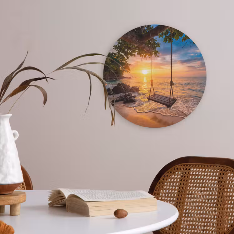 Schommel - Strand - Zonsondergang - Natuur - Oranje Akoestische PET Vilt - Rond klein -sfeer3
