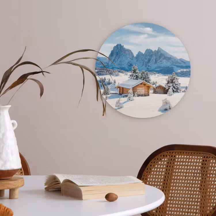 Winter - Huisje - Bergen - Uitzicht - Sneeuw Akoestische PET Vilt - Rond klein -sfeer3