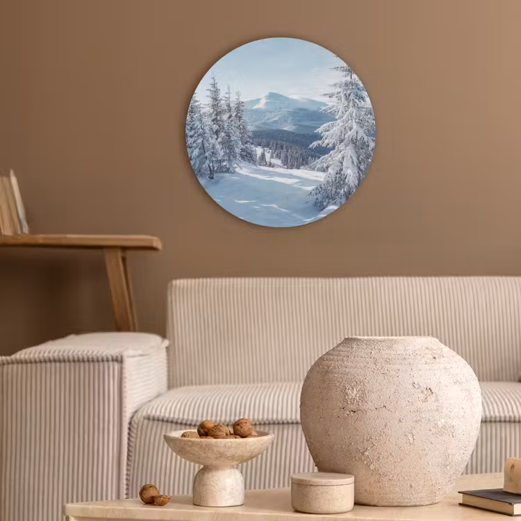 Winterlandschap - Natuur - Berg - Bomen - Sneeuw Akoestische PET Vilt - Rond klein -sfeer1