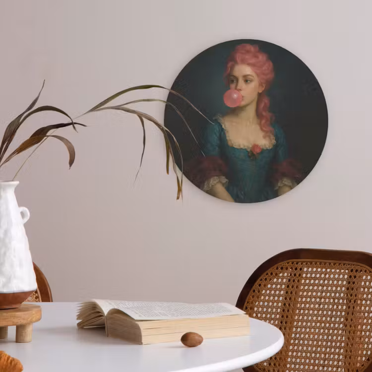 Vrouw - Portret - Kauwgombel Akoestische PET Vilt - Rond klein -sfeer3