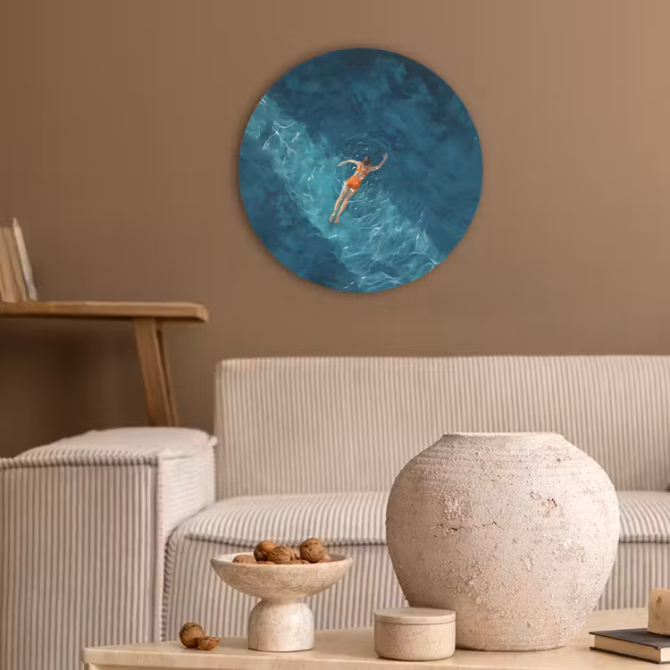 Vrouw - Water - Bikini - Oranje Akoestische PET Vilt - Rond klein -sfeer1