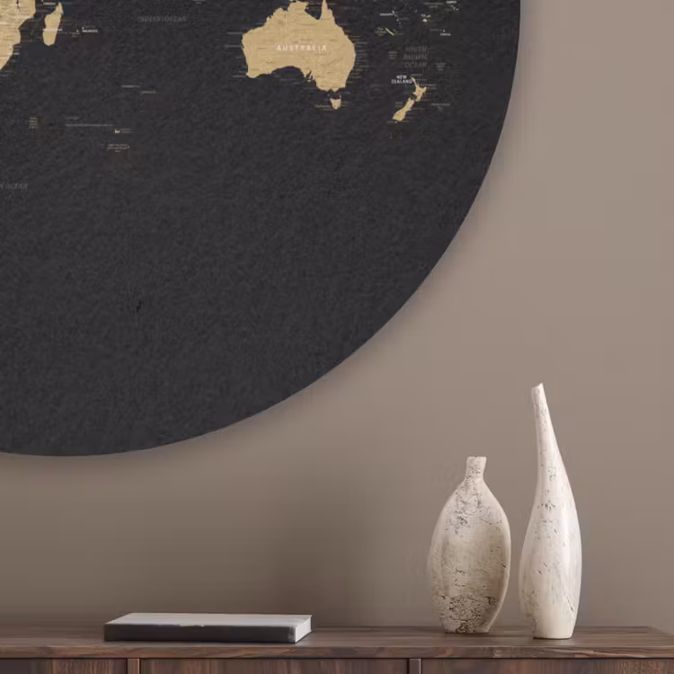 Wereldkaart - Beige - Zwart Akoestische PET Vilt - Rond klein -sfeer5_closeup