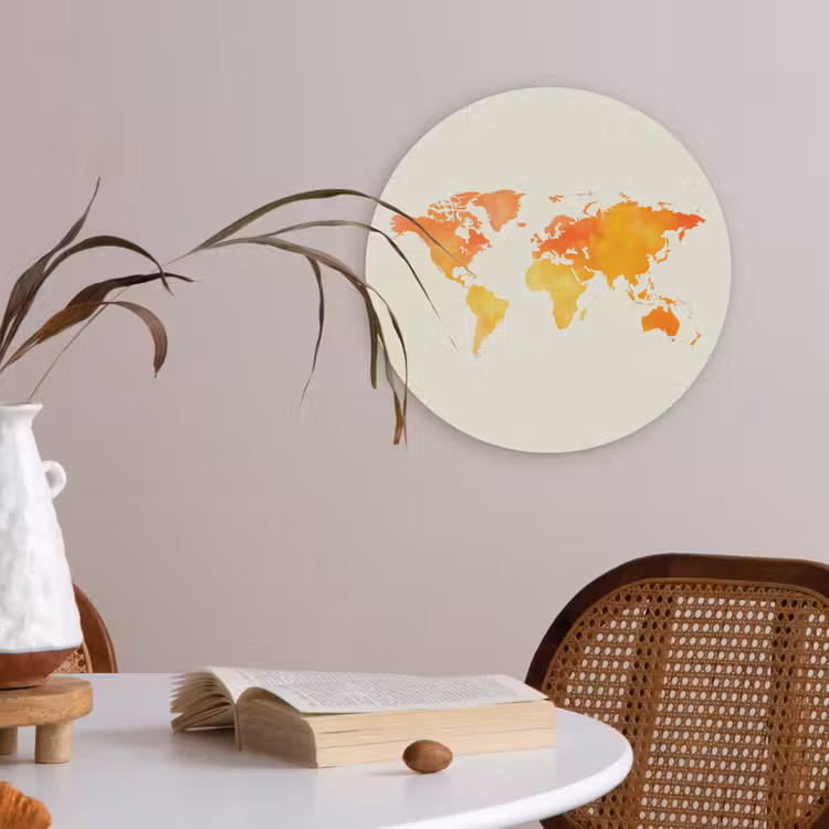 Wereldkaart - Oranje - Kleurrijk Akoestische PET Vilt - Rond klein -sfeer3