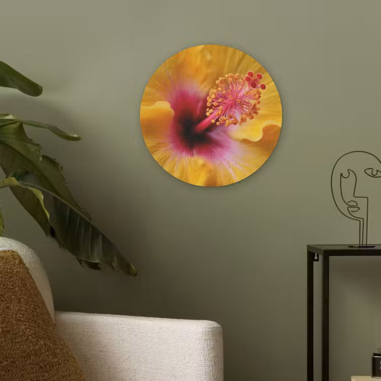 Geel - Hibiscus - Tropisch Akoestische PET Vilt - Rond klein -sfeer2