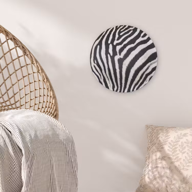 Zebra - Vacht - Klassiek - Zwart - Wit Akoestische PET Vilt - Rond klein -sfeer4