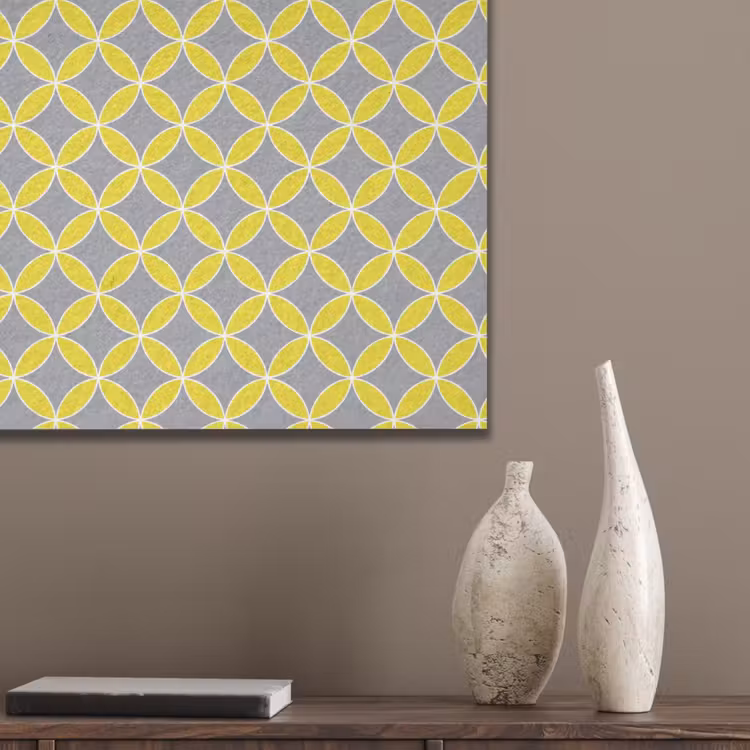 Geometrisch - Cirkels - Modern - Grijs - Geel PET vilt klein 837 -sfeer6_closeup