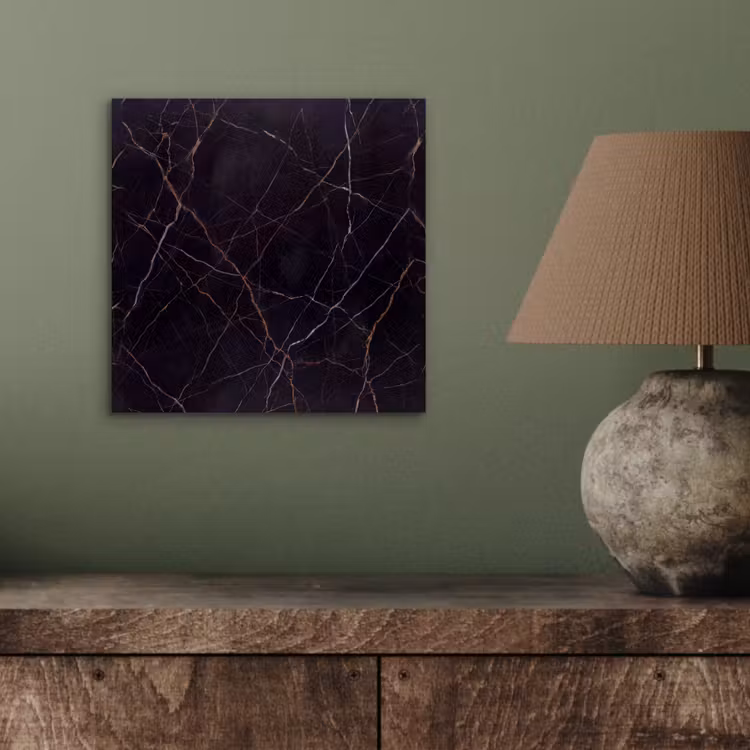 Natuursteen - Marmerpatroon - Abstract - Modern - Zwart - Goud aluminium wit klein -sfeer2