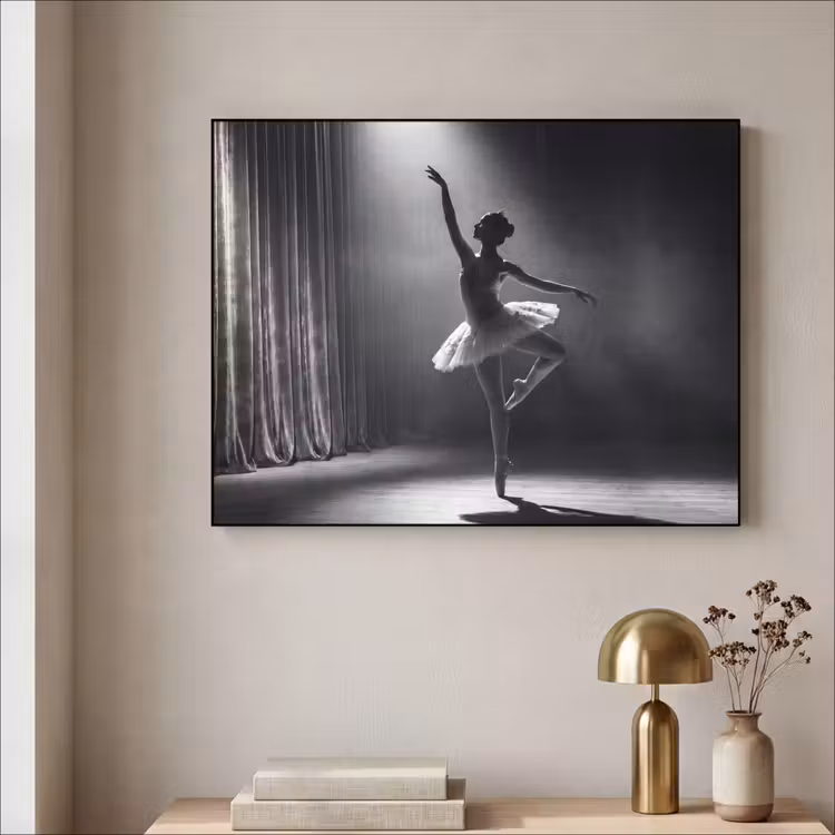 Danser - Podium - Zwart-wit - Kunst - Klassiek Textielframe zwart klein -sfeer2