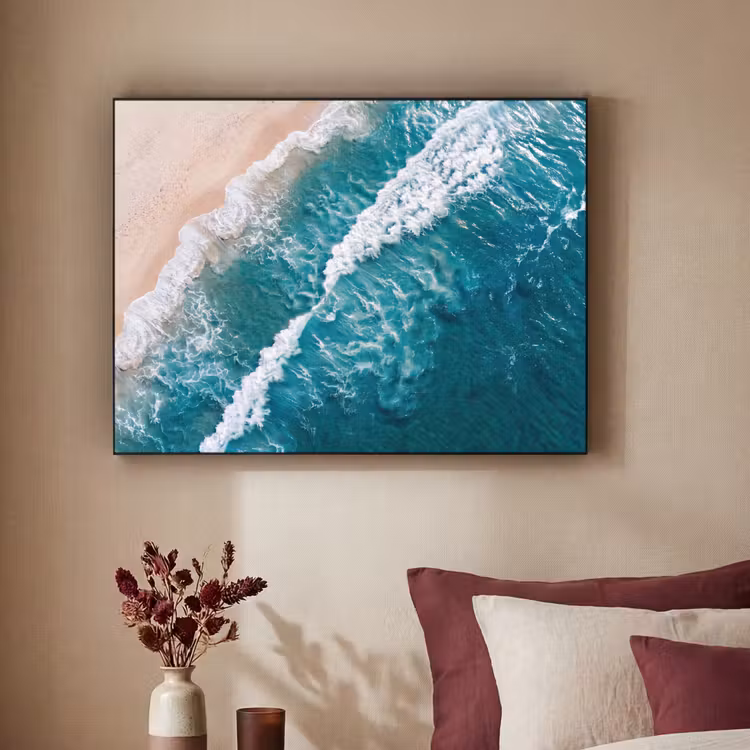 Zee - Strand - Golven - Natuur - Blauw Textielframe zwart klein -sfeer1