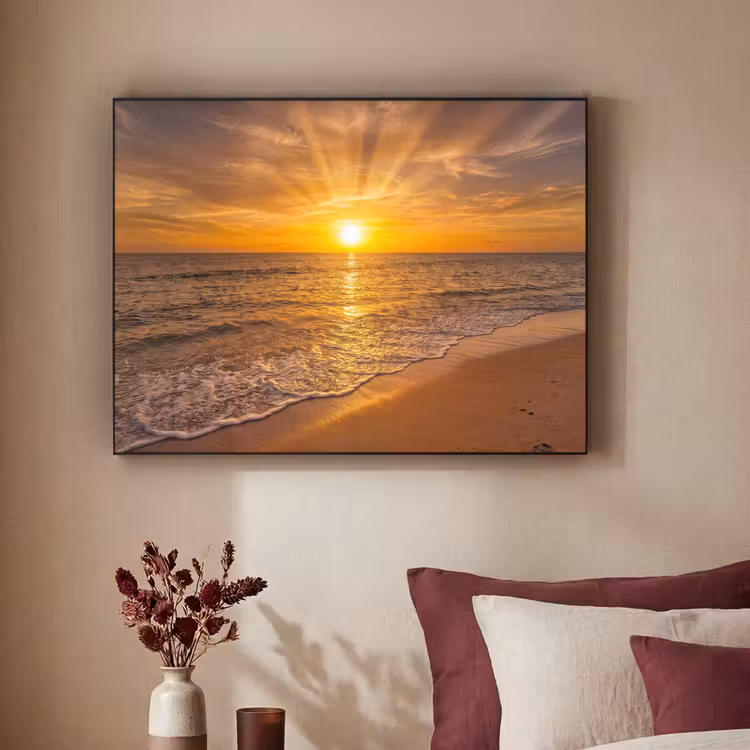 Zee - Zonsondergang - Golven - Kust - Oranje Textielframe zwart klein -sfeer1