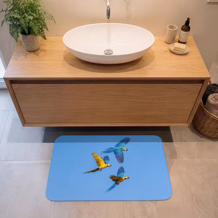 Papagaai - Vliegen - Blauw - Geel Badmat middel -sfeer1