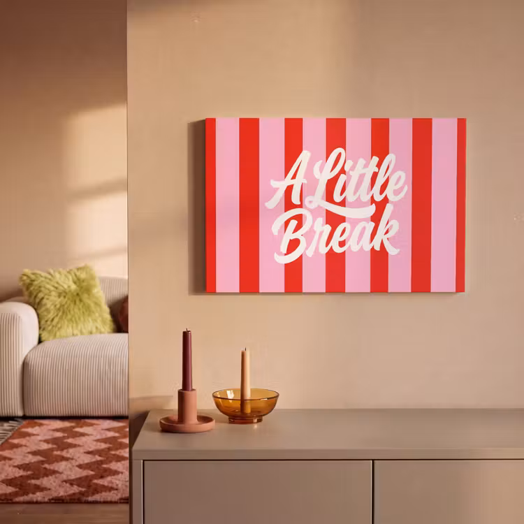 A Little Break - Strepen - Rood - Roze canvas 2cm klein -sfeer1