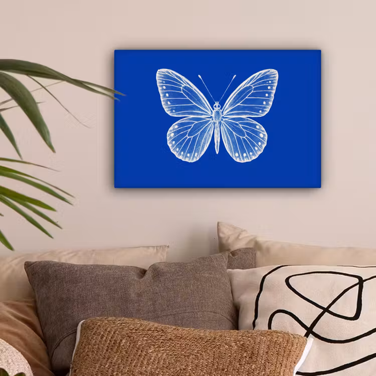 Vlinder - Wit - Getekend - Stippen canvas 2cm klein -sfeer1