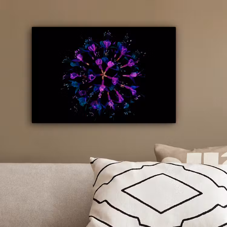Bloem - Paars - Blauw - Macro - Zwart canvas 2cm klein -sfeer3