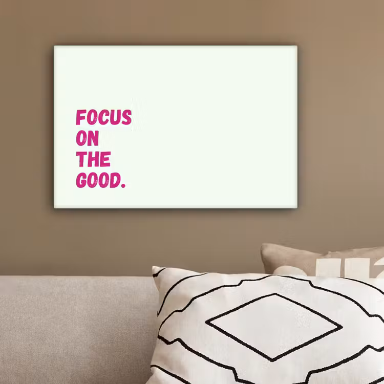 Focus on the good - Beige - Roze canvas 2cm klein -sfeer3