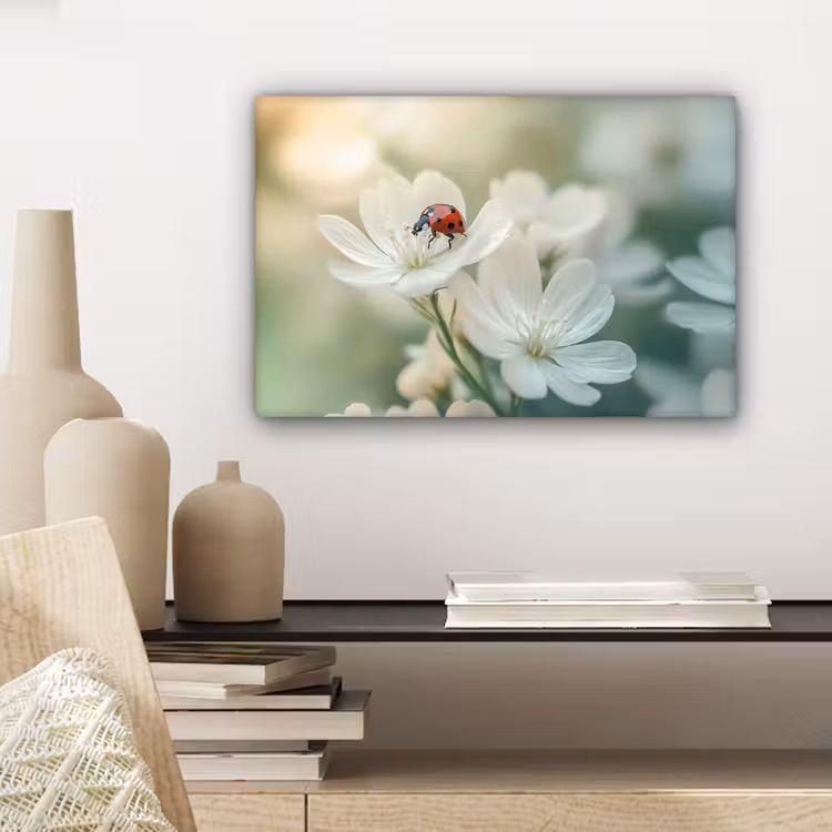 Lieveheersbeestje - Bloemen - Wit canvas 2cm klein -sfeer6