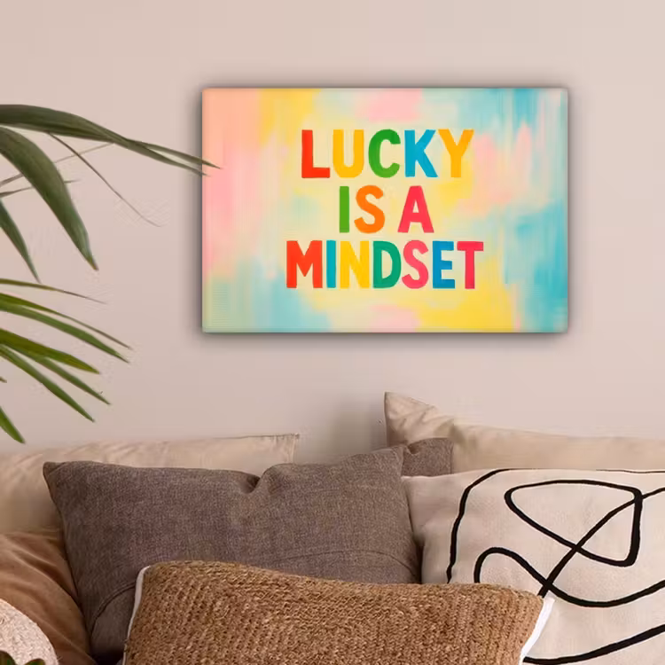 Quote - Lucky - Regenboogkleuren canvas 2cm klein -sfeer1