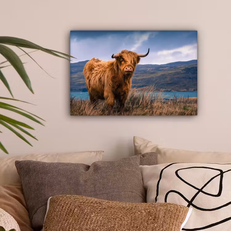 Schotse Hooglander - Berg - Water - Natuur - Koe canvas 2cm klein -sfeer1