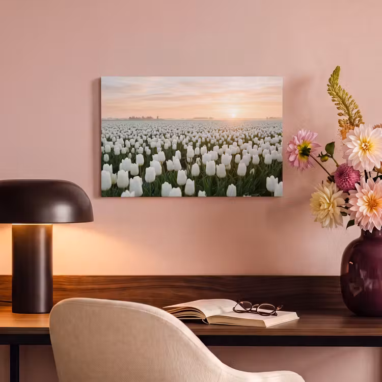 Tulpen - Landschap - Wit canvas 2cm klein -sfeer4