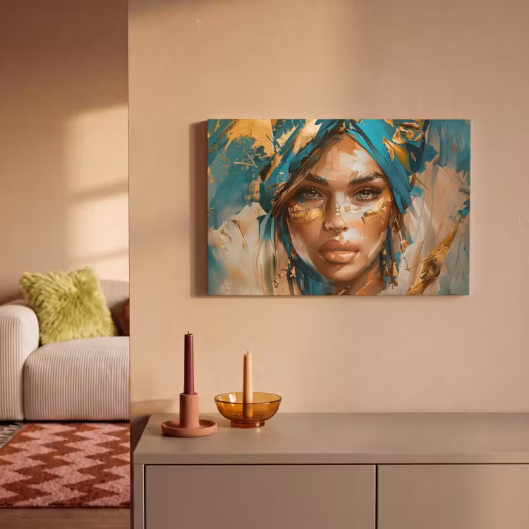 Vrouw - Portret - Goud - Luxe - Blauw canvas 2cm klein -sfeer1