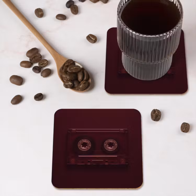 Cassetteband - Bordeaux - Vintage onderzetter kurk middel -sfeer2