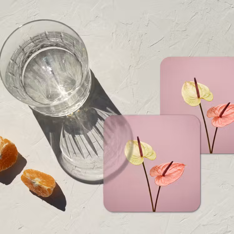 Bloemen - Anthuriums - Geel - Roze onderzetter kurk middel -sfeer4
