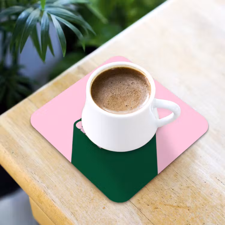 Groen - Teskt - This is art - Roze onderzetter kurk middel -sfeer5