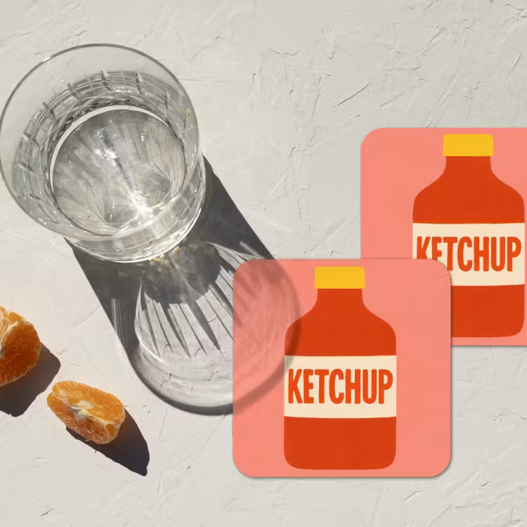 Ketchup - Fles - Rood - Minimalistisch onderzetter kurk middel -sfeer4