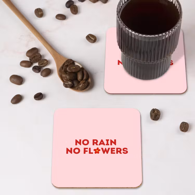 No rain no flowers - Minimalistisch - Roze - Bloem onderzetter kurk middel -sfeer2