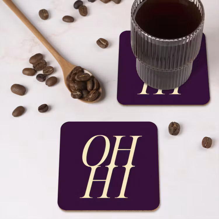 Oh hi - Paars - Minimalistisch onderzetter kurk middel -sfeer2
