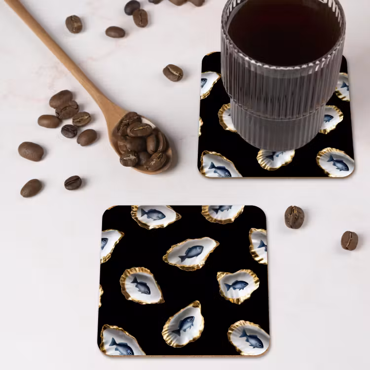 Oesters - Vissen - Blauw - Goud onderzetter kurk middel -sfeer2