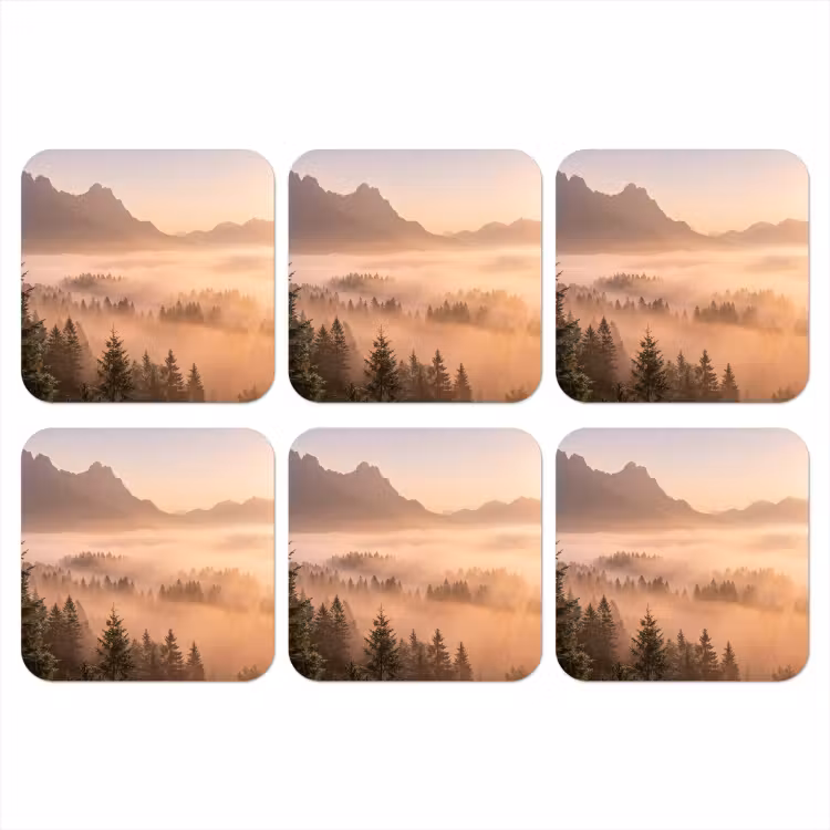 Zonlicht - Mist - Bergen - Bomen onderzetter kurk middel -3d