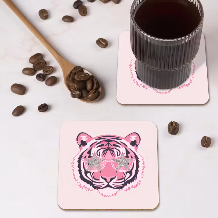 Tijger - Glitterzonnebril - Roze onderzetter kurk middel -sfeer2