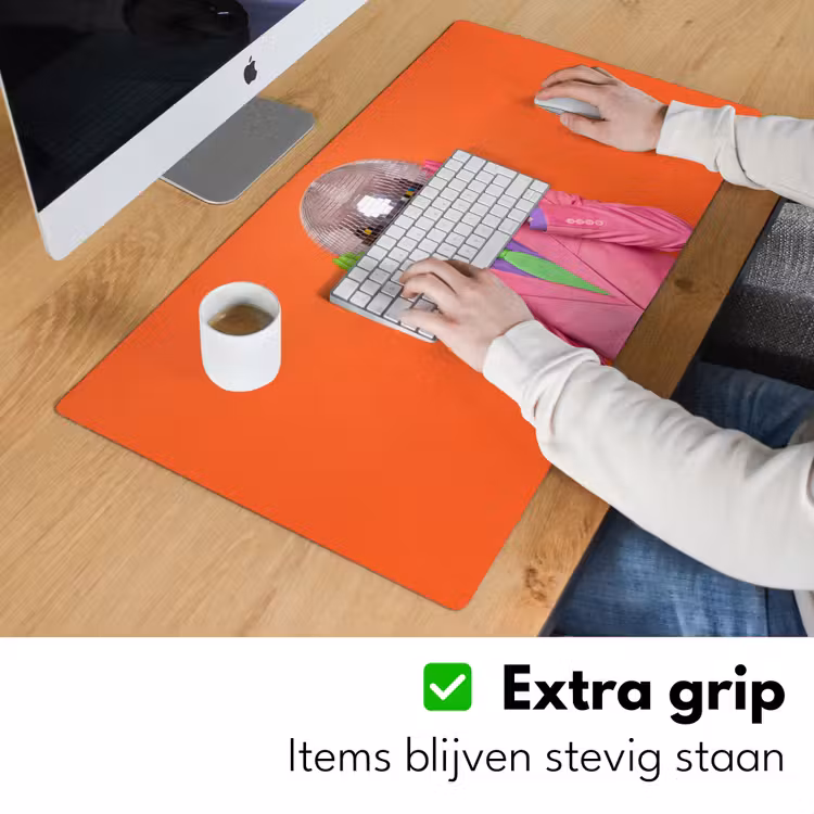Kunst - Disco bal - Kleurrijk - Modern - Studio Muismat XXL klein -sfeer3
