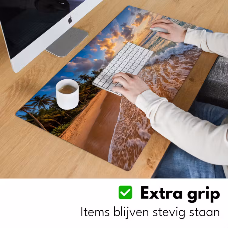 Strand - Zonsondergang - Golven - Natuur - Goud Muismat XXL klein -sfeer3
