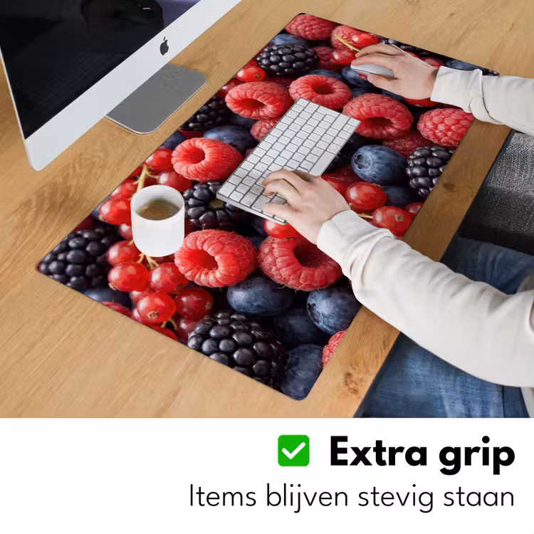 Bessen - Mix - Vers - Eten - Kleurrijk Muismat XXL klein -sfeer3