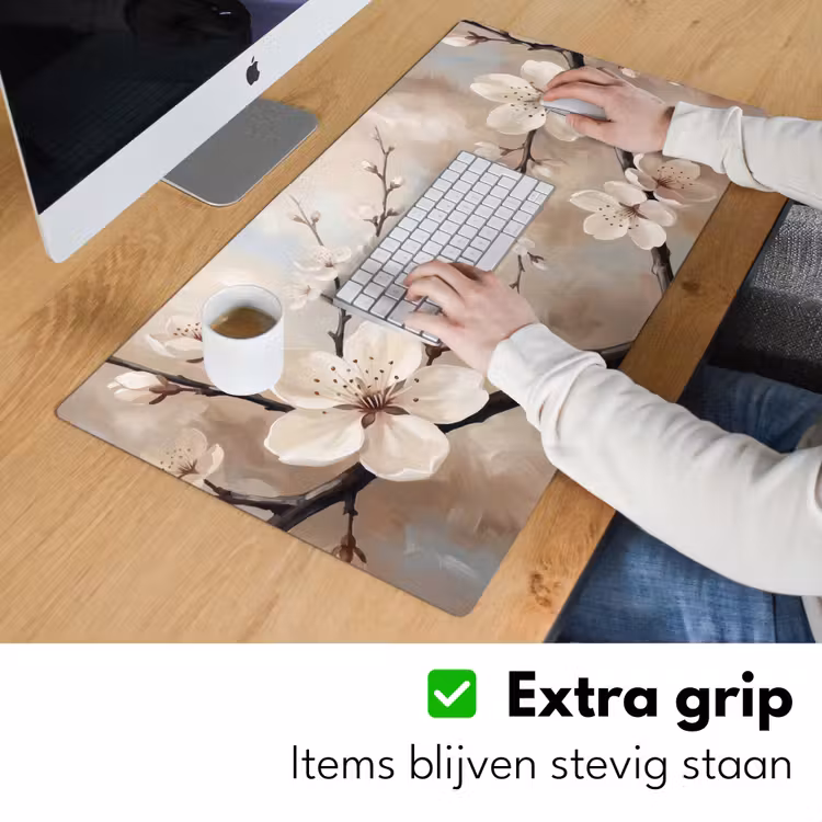 Bloesem - Takken - Schilderij - Beige - Serene Muismat XXL klein -sfeer3